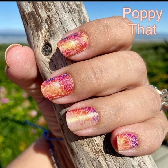 Color Street Poppy That - Picture 2 of 2